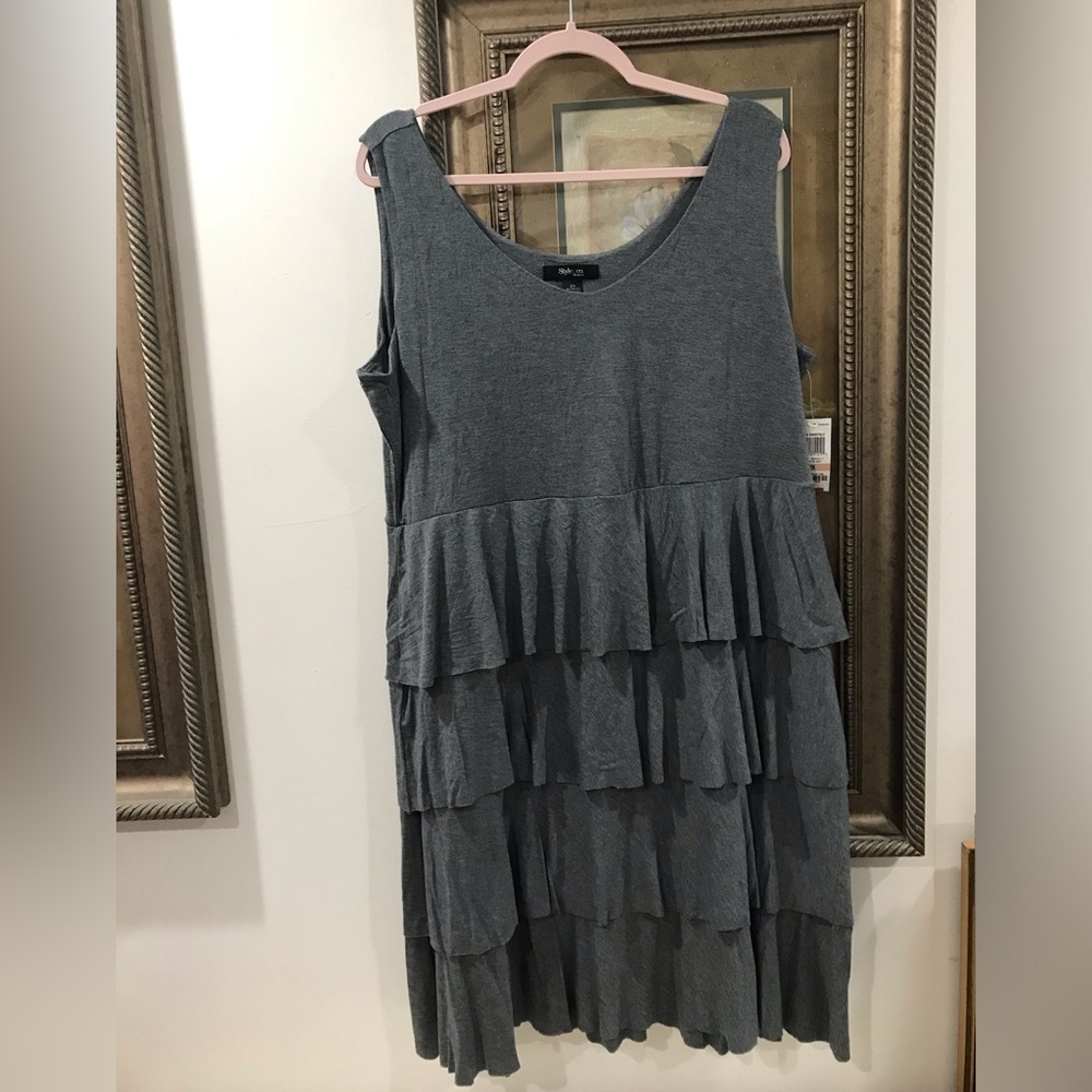 Sleeveless Tiered Ruffle Dress - Gray